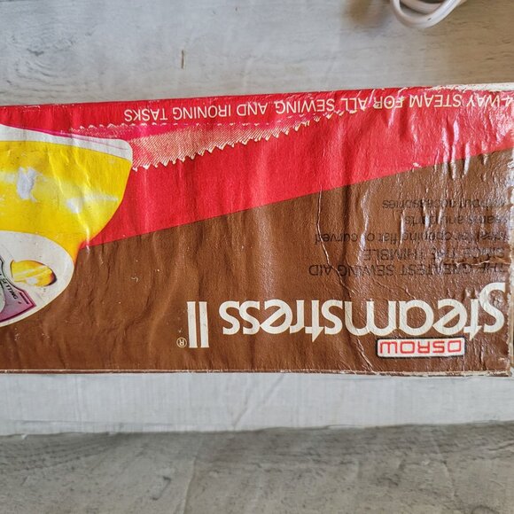 Vintage Osrow Steamstress II Handheld Fabric Steamer With Box - Picture 5 of 6